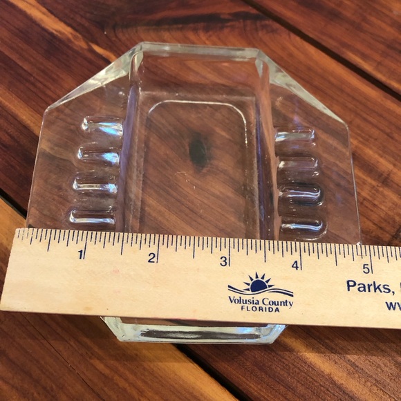 Art Deco Vintage Ashtray - Picture 6 of 7